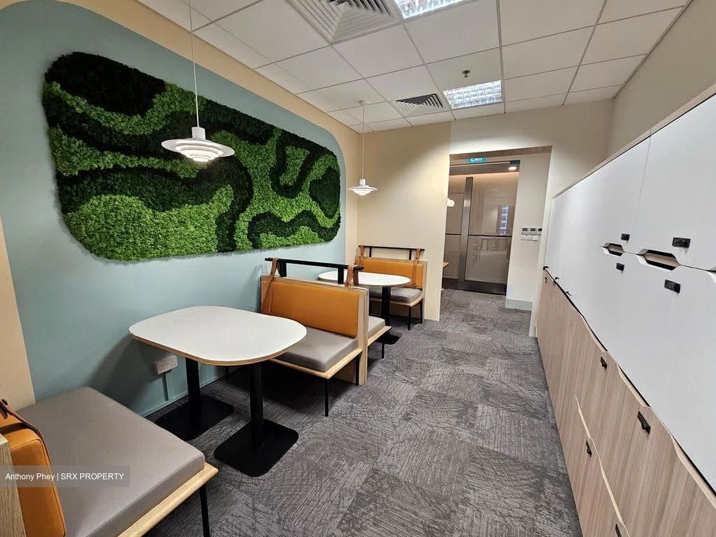 PLUS (D1), Office #615089381
